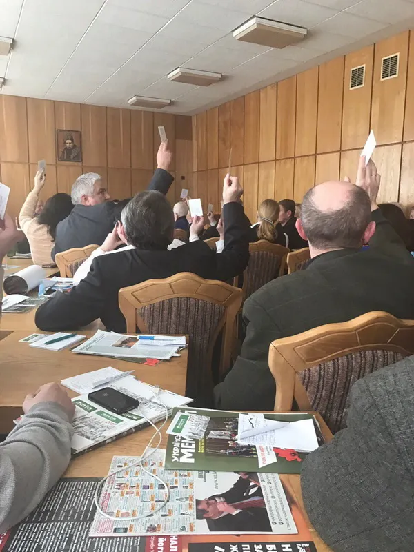 Ось такий "одобрямс". Як у застійні радянські часи