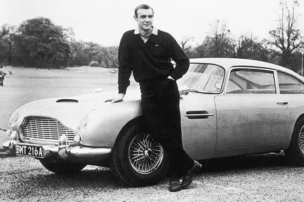 Aston Martin DB5 1964 року, на якому Шон Коннері «вишивав» у третьому фільмі «Бондіани», актор купив 2018-го - за два роки до своєї смерті (фото Bettmann)