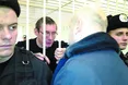 Луценко ковтає знеболювальні, а йому кажуть – здоровий!