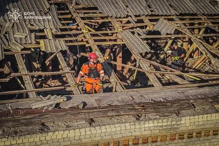 Фото рятувальників із місця події