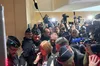 Чоловіка, який роками дозволяв іншим чоловікам ґвалтувати свою дружину, засудили на 20 років