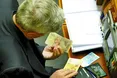 Зарплатний скандал