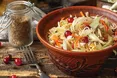 Класична квашена капуста з журавлиною