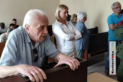 Степан Хмара у Печерському райсуді Києва під час розгляду справи щодо львівського «беркутівця» Ростислава Пацеляка. Хмара звинувачував його адвокатку, що зі злочинця вона робить героя… Скриншот із відео у соцмережах.