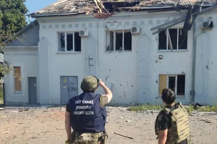 Наслідки обстрілу. Фото з мережі
