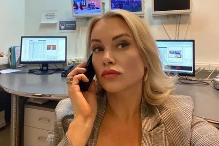 російська журналістка Овсяннікова уже пропагує "за мирних росіян" у Європі