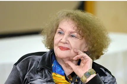 Ліна Костенко. Фото із соцмереж