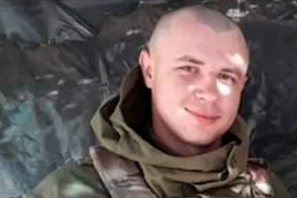 Герої сучасності, матрос Віталій Скакун: підірвав міст разом з собою