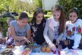 І тортами ласували, і людям допомагали…
