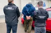 6500 доларів за незаконне відрядження — прикордонники викрили організатора незаконної схеми