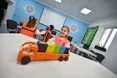 Сміттєвоз навчає дітей сортувати відходи