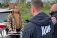 На Буковині ДБР затримало правоохоронця за організацію виїзду за кордон для ухилянтів
