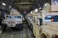 В Україну зі США прибула перша партія броньованих автомобілів Humvee