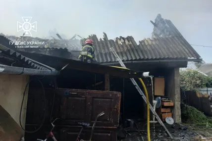 Будівля після пожежі. Фото: Головне управління ДСНС України у Львівській області