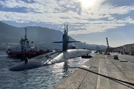 Американська субмарина USS Rhode Island (SSBN-740) здатна нести до двох сотень ядерних боєголовок.