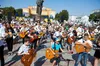 Музичний рекорд у Рівному: 115 гітаристів заспівали «Ой, у лузі червона калина»