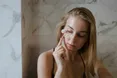 Як виглядати молодшим за свій вік. Ці 6 секретів справді діють