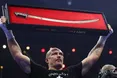 Боксер Олександр Усик захистив дисертацію: деталі