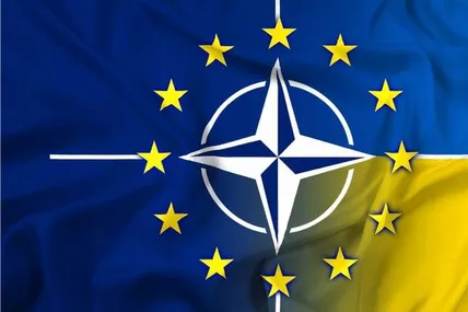 На саміт НАТО у Вільнюсі президенту їхати треба!
