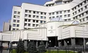 Скільки Конституційний Суд не годуй, він усе на Банкову поглядає