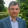 «Розуміємо, що багато родин не можуть дозволити собі платити повну вартість за навчання, тому шукаємо, хто допоможе студентам з фінансуванням»