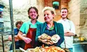 І вареники кольорові, і морепродукти на грилі, і... копчене пиво!