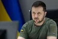 Може, президенту Зеленському треба більше дослухатись до українського народу, ніж до своїх радників?