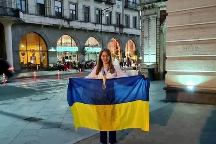 Діана Зазубик у Кутаїсі (Грузія) – на церемонії закриття Міжнародної олімпіади з астрономії та астрофізики.