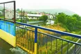 Село і сміттєзвалище: одні воюють, інші мирно співіснують...
