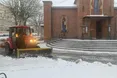 У Львові понад тисяча двірників і спецтехніка прибирають місто після негоди