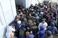 Протистояння в Затоці: близько 300 осіб намагалися захопити селищну раду