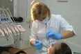 Нелегка це робота – тягнути зуба із рота...