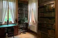 У «Домі Франка» пахне лавровим листом, рибою, старими книгами та свіжоспеченими булочками
