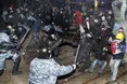 Встановлені "беркутівці", які били студентів на Майдані