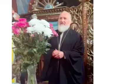 Своїми діями священник упц мп Григорій Фарат і його віряни засвідчили, що не поважають тих, хто захищає українську землю від ворога. Фото із соцмереж