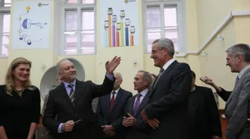 На застарілому обладнанні навчати студентів технічних вишів — марна справа