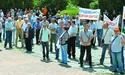 Нафтовики вийшли на протест