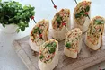 Рулети з лаваша з крабовими паличками