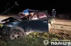 На Львівщині ВАЗ в'їхав у дерево: троє осіб травмовано, одна загинула