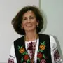 Навіть якби скласти зароблені гроші всіх земляків докупи, неможливо купити того, що лишила в Україні