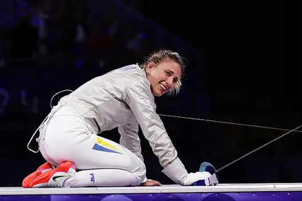 Програючи по ходу “бронзового” бою 3:8 і 5:11, Ольга Харлан не здалася й зуміла перемогти – 15:14. Браво! Фото sport.ua