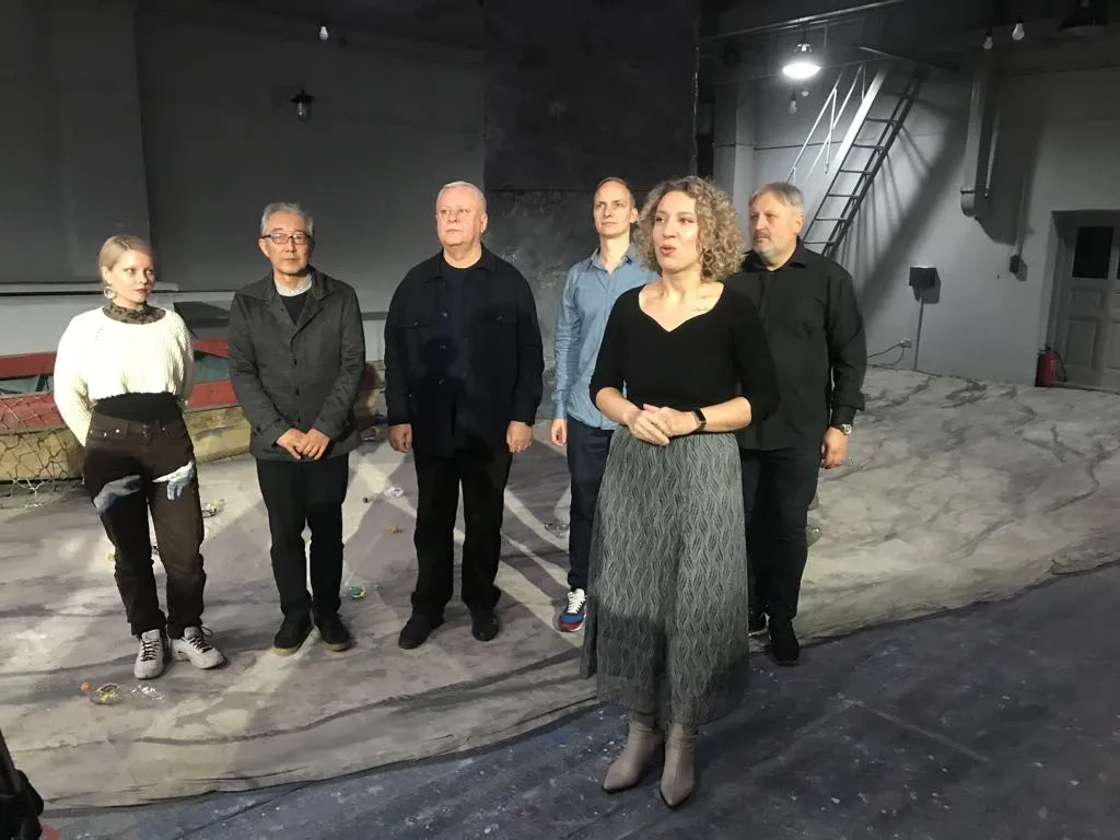 Учасники пресбрифінгу.