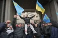 Біля ВР Криму зібралось 20 тис. людей, міліція втекла