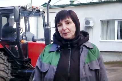 «Коли чоловік на ключ зачинив фірму і пішов захищати Україну, я працювала бухгалтером. Постало питання — відвантажування сировини»