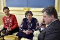Порошенко поговорив з Надією Савченко