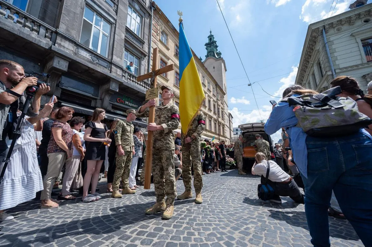 Фото ЛОВА