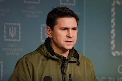 Подоляк заявив, що мета РФ – масова паніка, жертви серед цивільного населення та руйнування інфраструктури