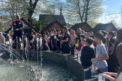 В Обливаний понеділок підлітки обливали «муніципалів»…